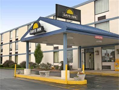 Days Inn By Wyndham Chambersburg Eksteriør bilde